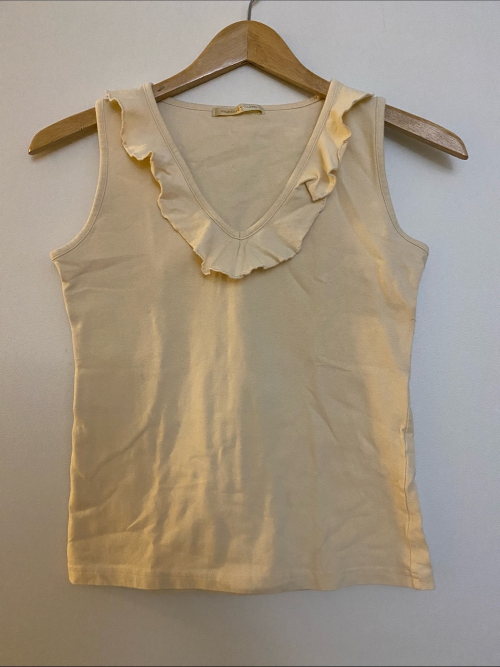 🎀3 for $19 ✨ Sleeveless V-Neck Ruffle Tank Top - Cream